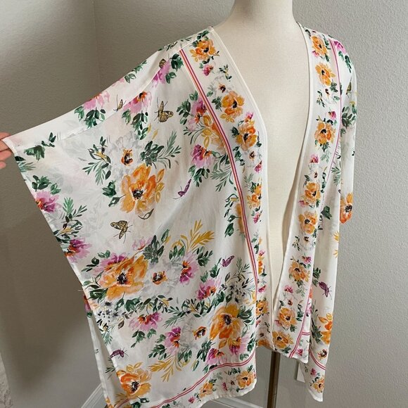 Torrid Womens Plus 14-18 White Floral Butterfly Chiffon Longline Kimono - Picture 7 of 10